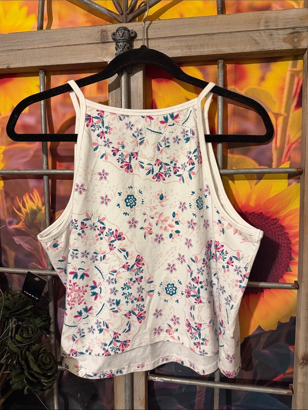 Torrid Cropped Tank - Picture 6 of 6